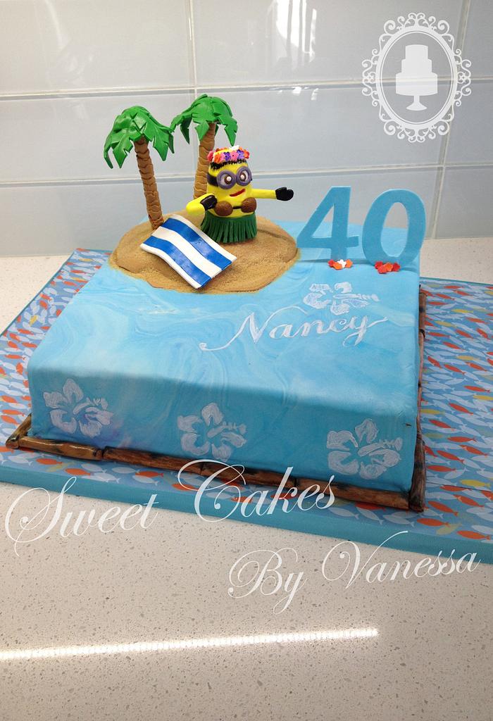 Island Cake with Hawaiian Minion Dancer