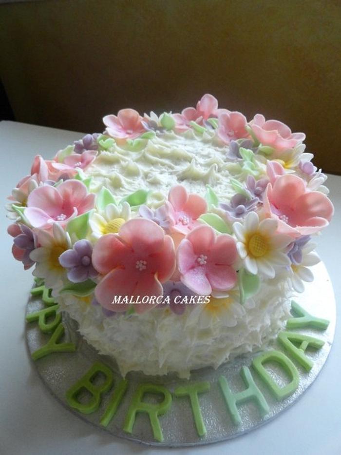 pastel shade birthday cake
