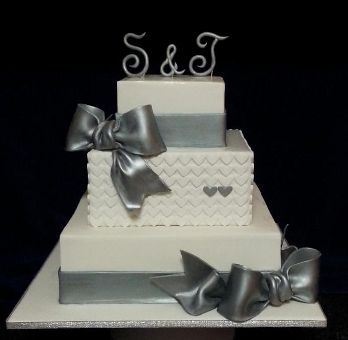 Simple engagement cake
