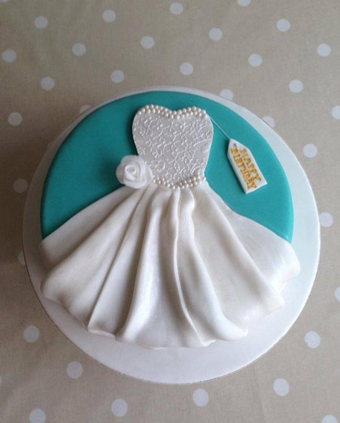 wedding dress cake 