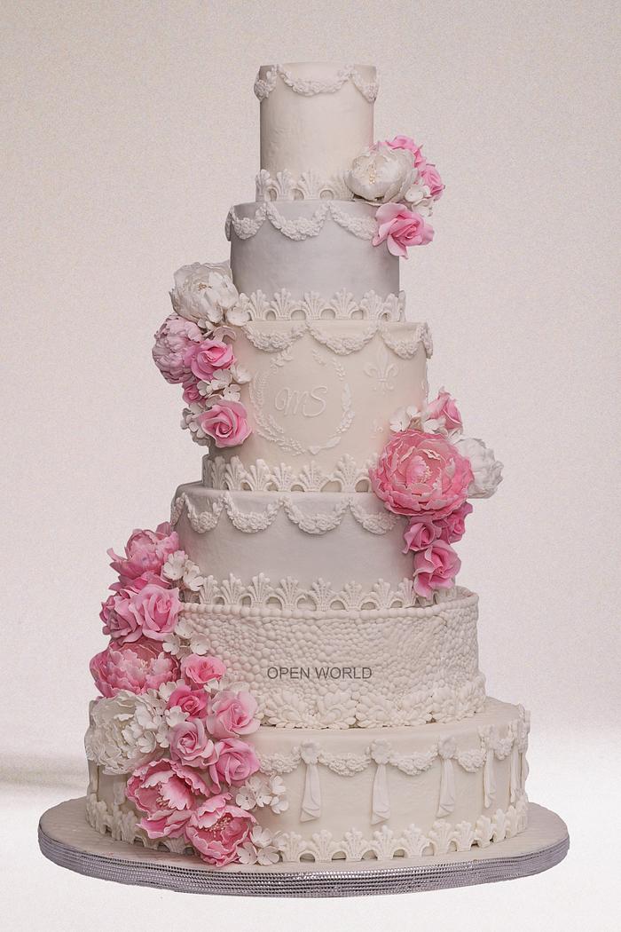 The floral wedding cake