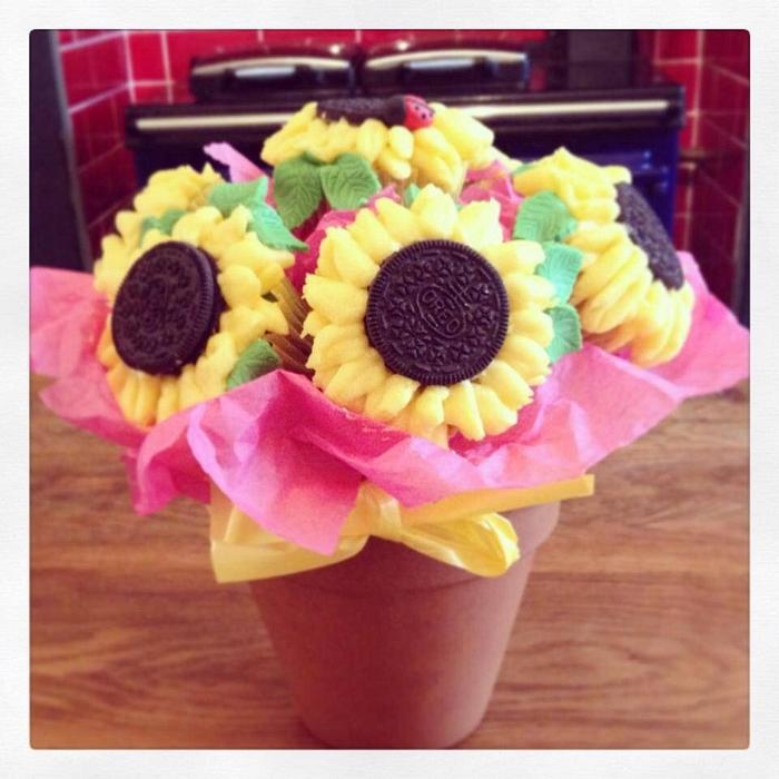 Sunflower cupcake bouquet 
