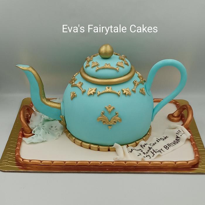 Teapot sugarpaste cake by Eva's Fairytale Cakes 💞