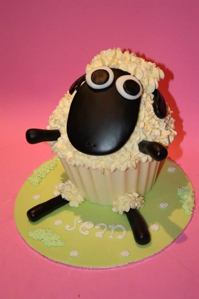 Shaun The Sheep Giant Cupcake