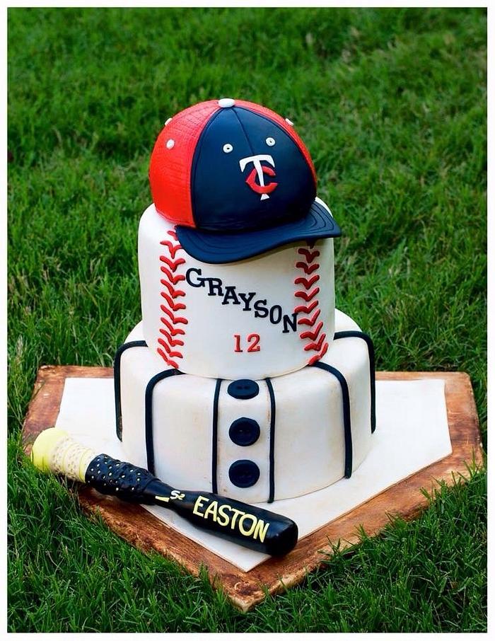 Easy Baseball Birthday Cake | No Baking | MomCave TV