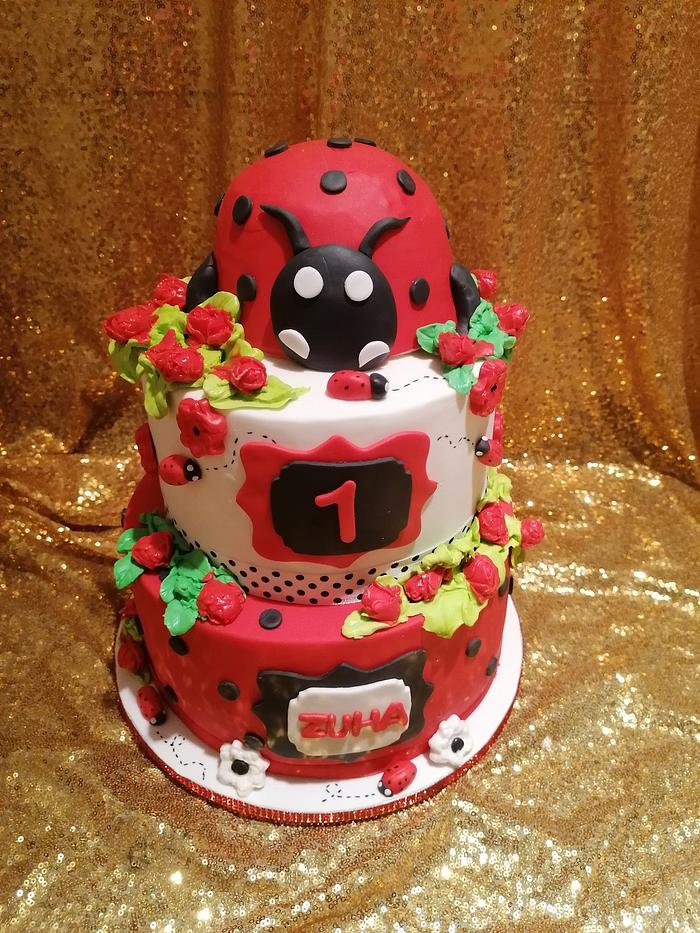 Bugs cake