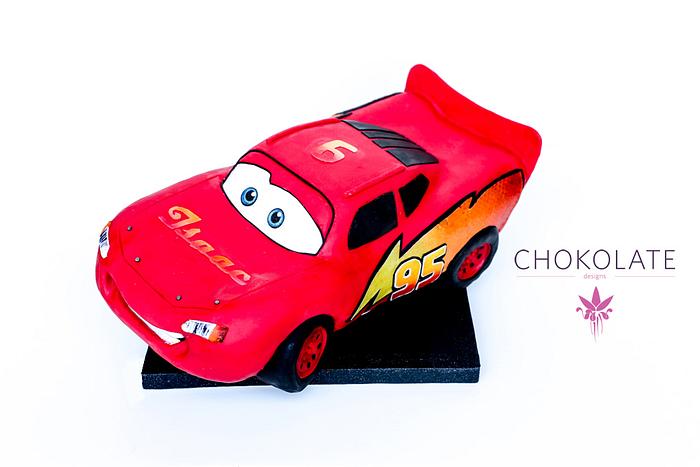 Lightning McQueen - Cars Sculpted Birthday Cake