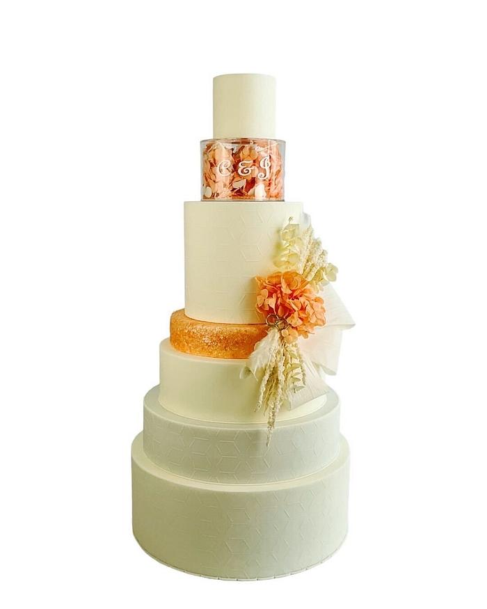 Wedding cake flower