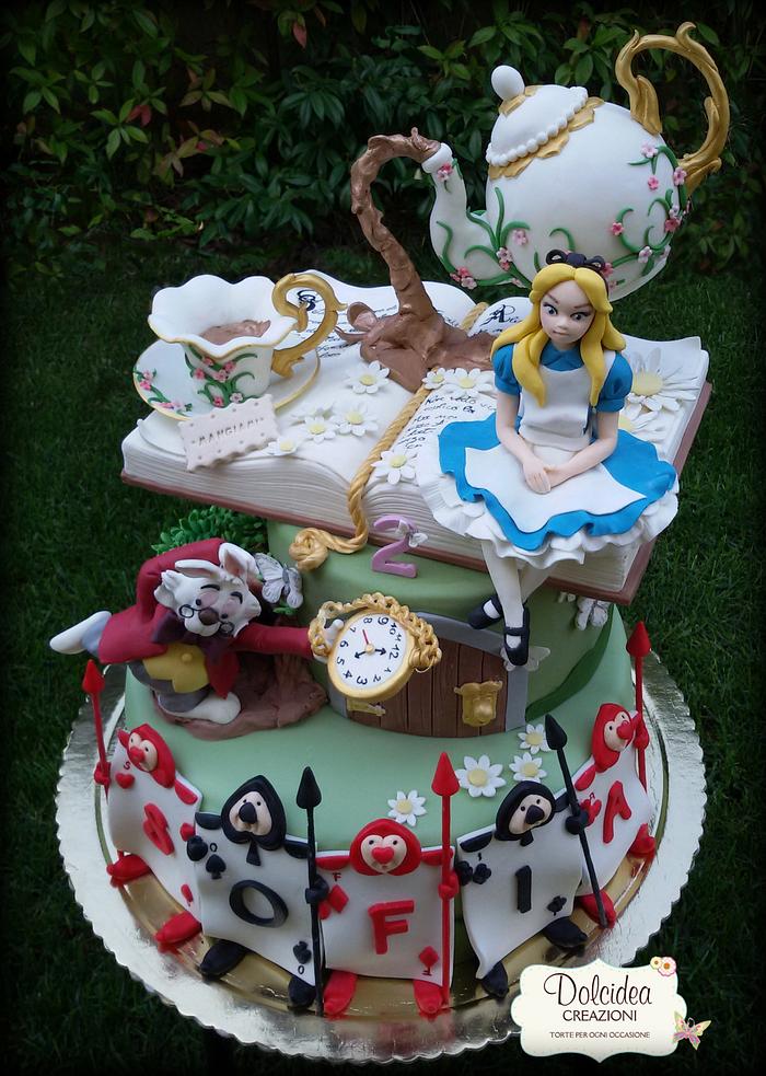 Torta Alice nel paese delle meraviglie - Alice in wonderland cake