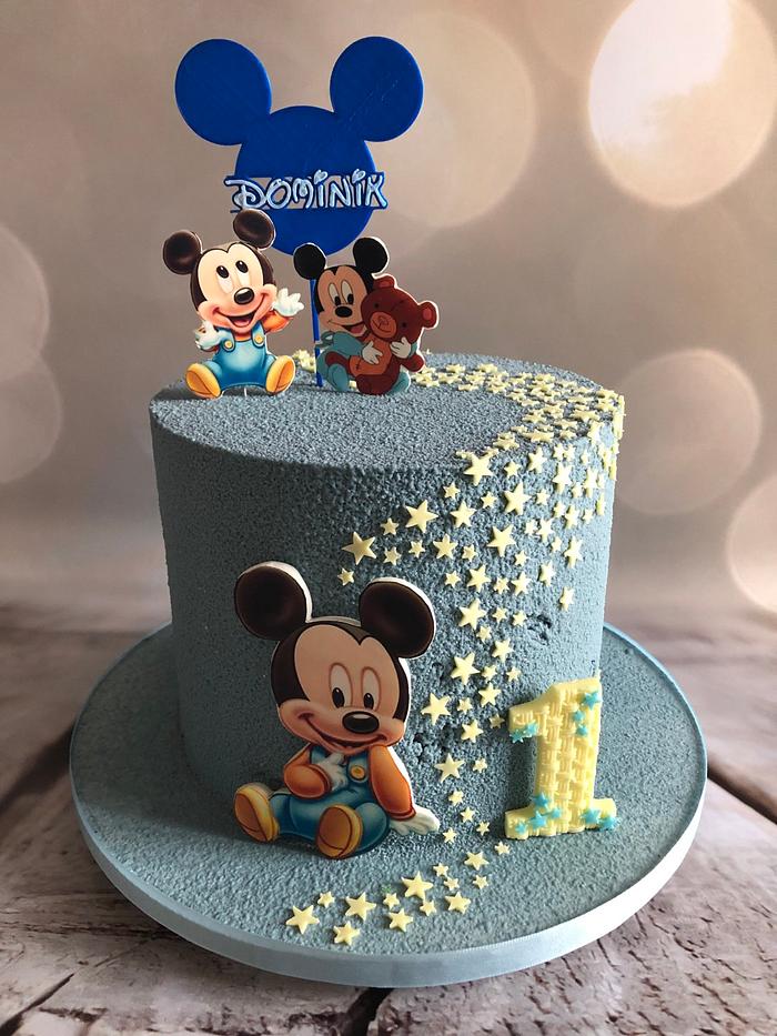 Mickey Mouse cake