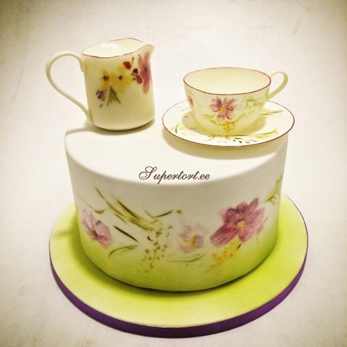 Tea cup and cream jug, hand painted cake