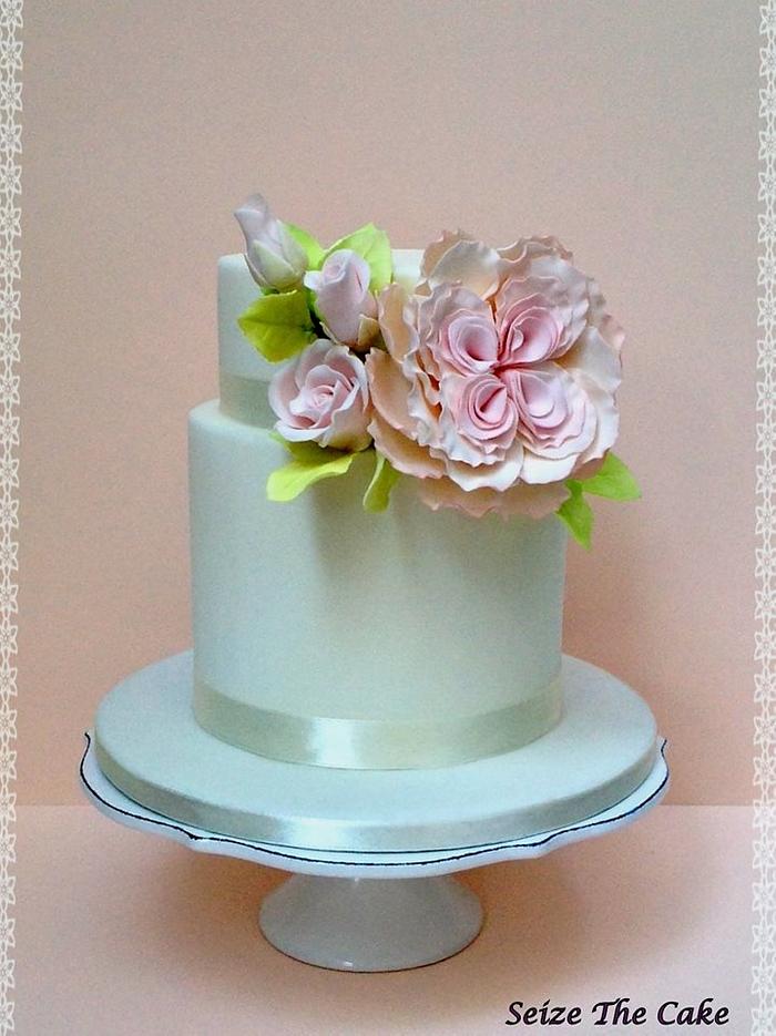 Wedding Cake with sugar David Austin's Keira rose