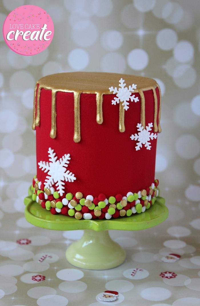 Gold Drip Christmas Cake Tutorial