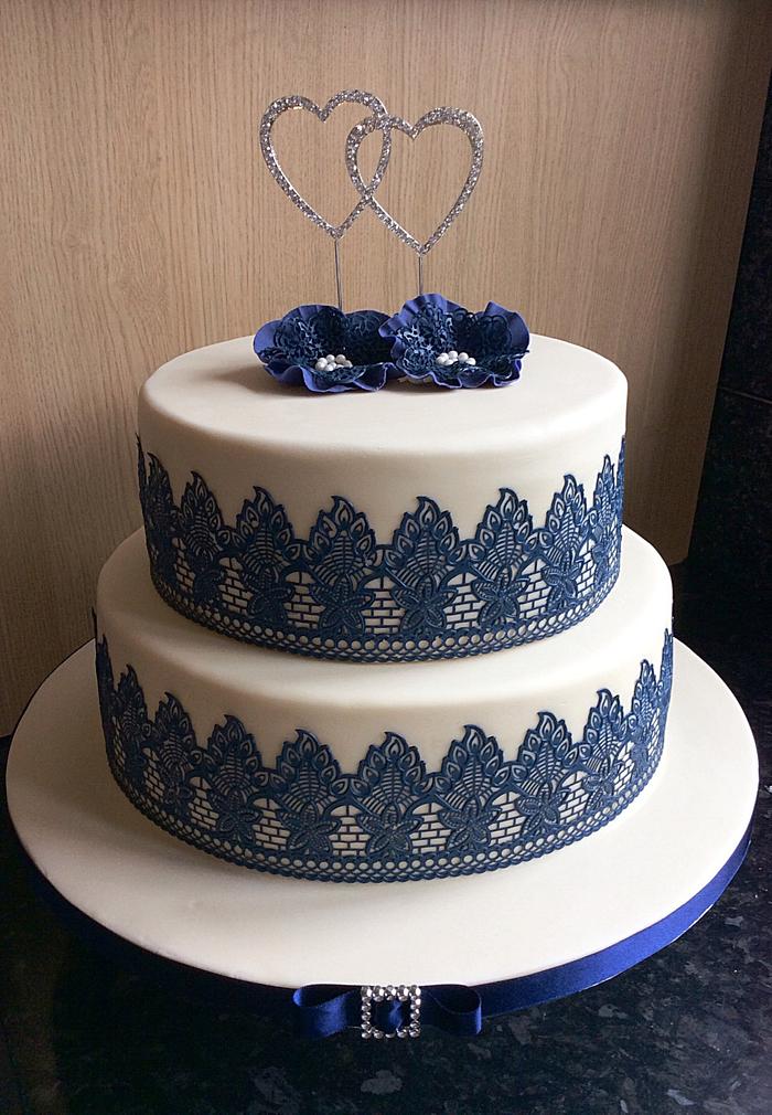 Navy and Ivory wedding cake