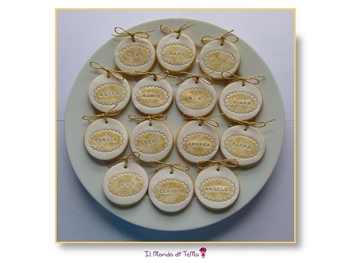 Place cards cookies