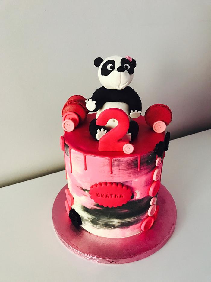 Panda pinky cake