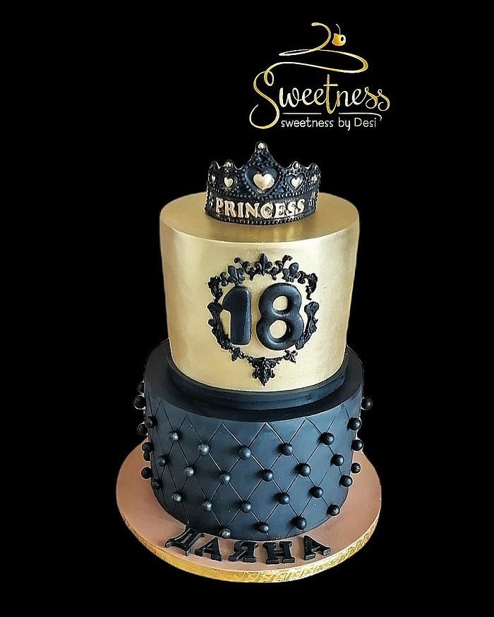 My new Cake Black and Gold 