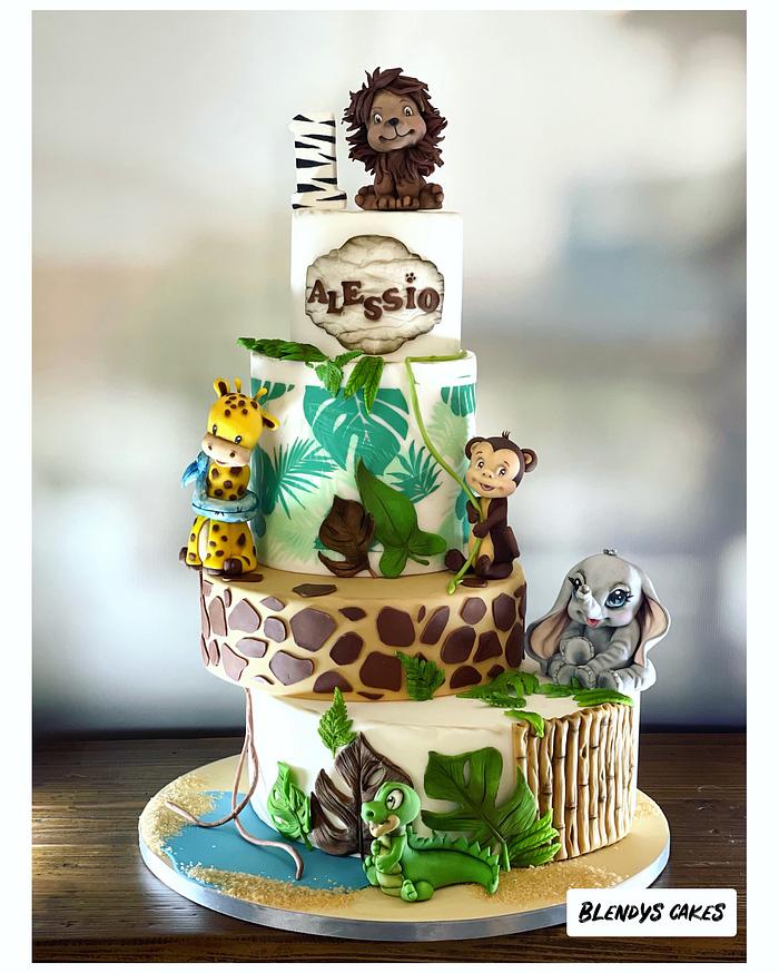 Safari cake 🐊🦒🐘🐒🦁