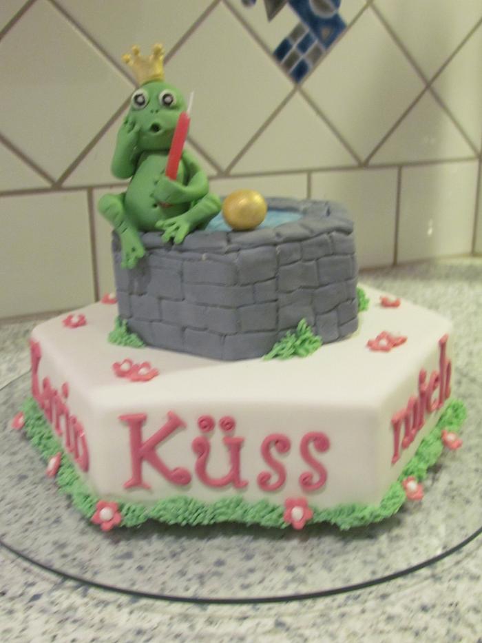 Kiss the frog cake
