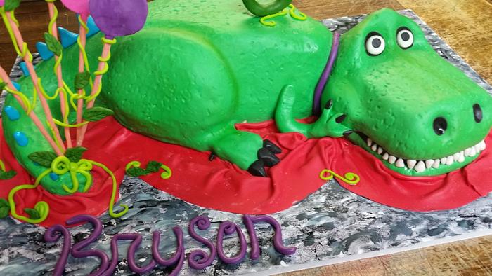 Dino cake 