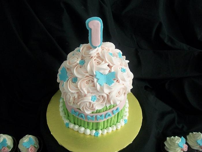 First Birthday Cupcake 