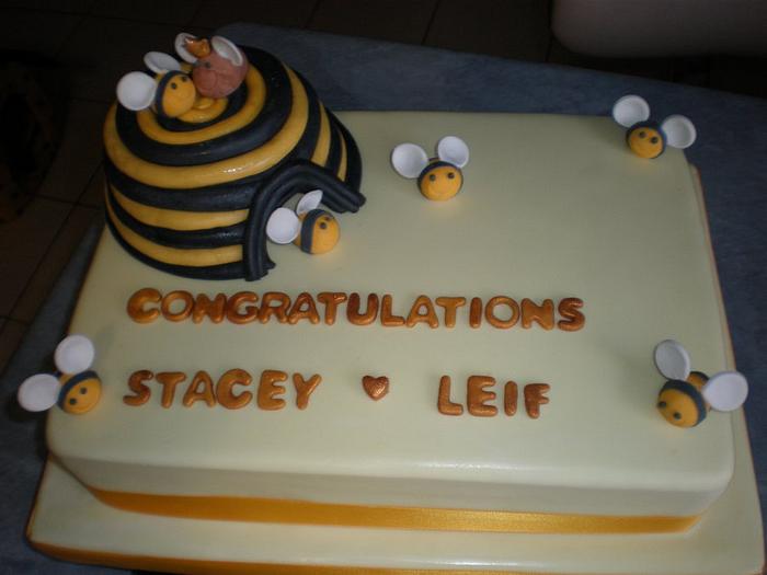 Bee Engagement Cake