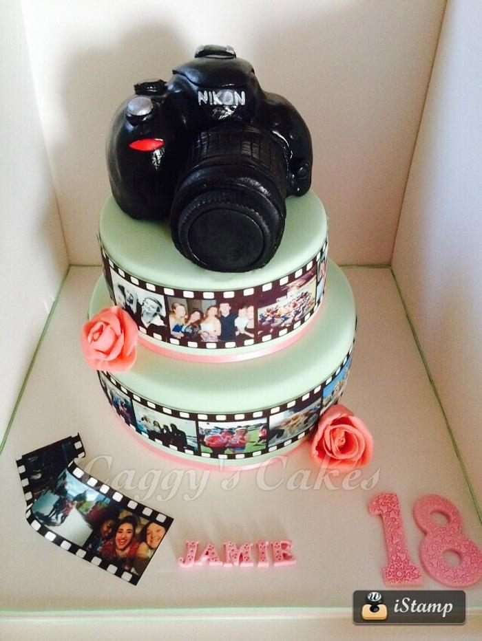 Camera cake | Camera cakes, Pull apart cupcake cake, Cool cake designs