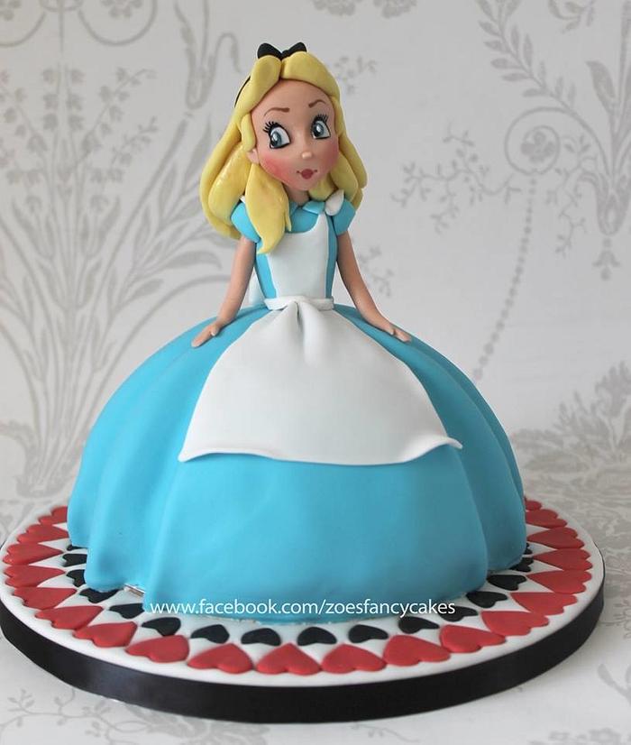 Alice in Wonderland doll cake