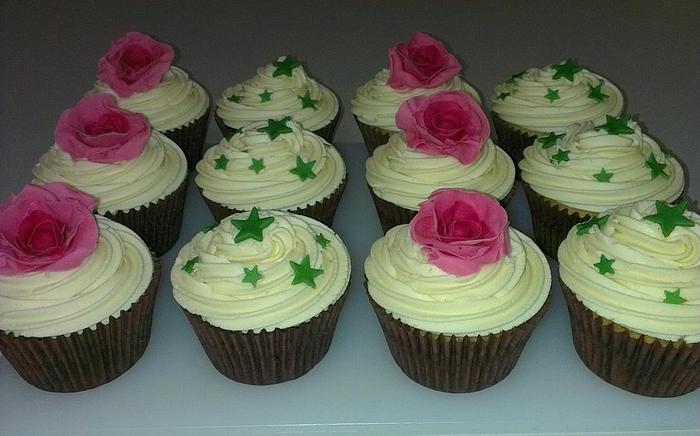 Birthday party cupcakes pink rose green stars