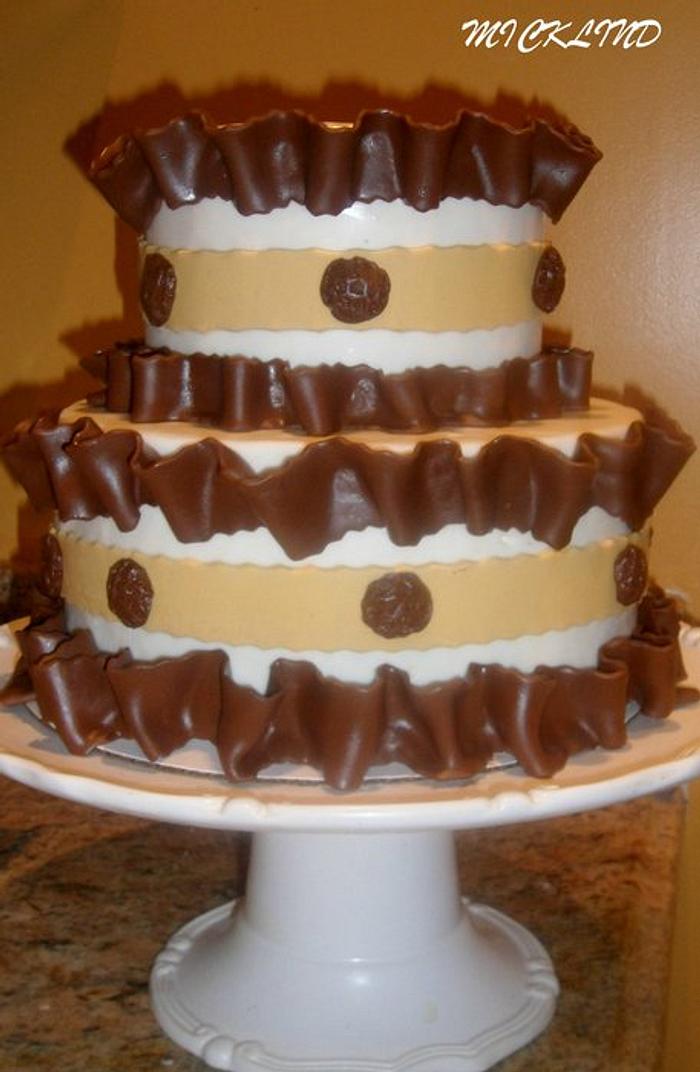 CHOCOLATE PLEATED CAKE