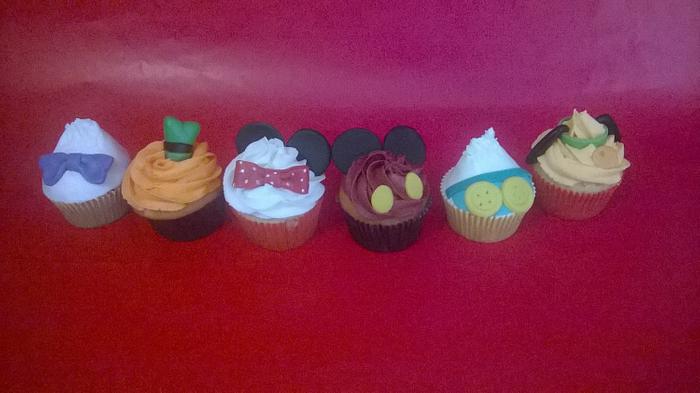Mickey & friends cupcakes