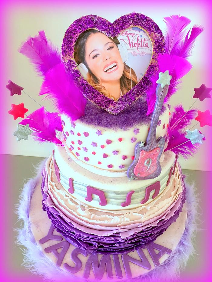 Violetta cake - Decorated Cake by Sugar&Spice by NA - CakesDecor