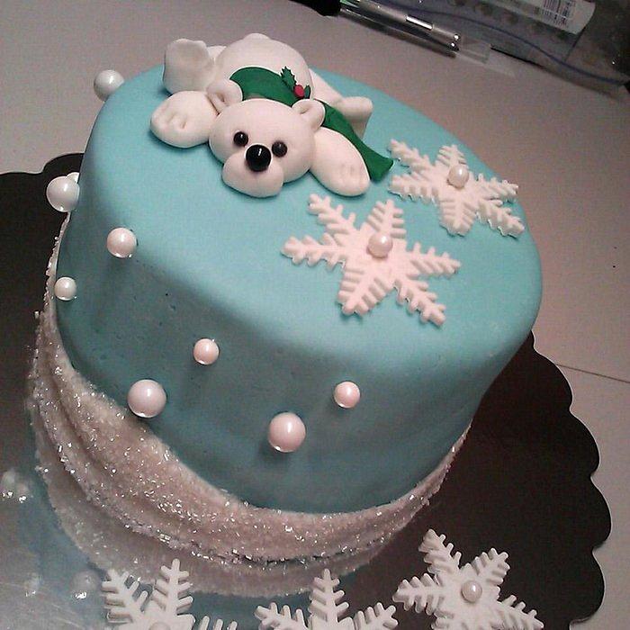 Winter Snowbear Cake