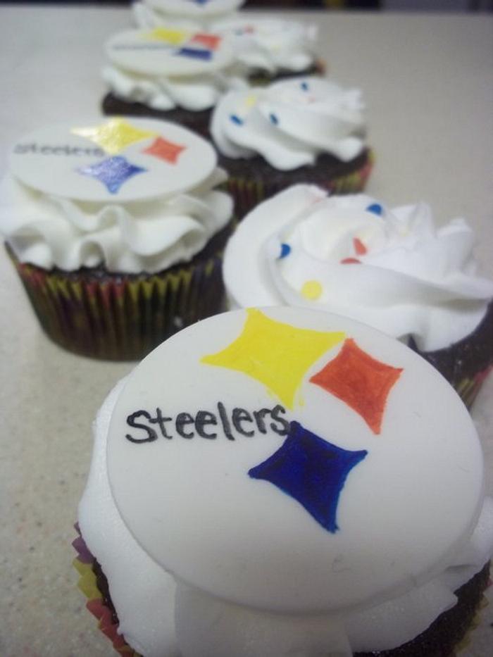 Steelers Cupcakes
