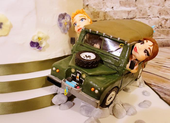 Landrover and Flowers Wedding Cake
