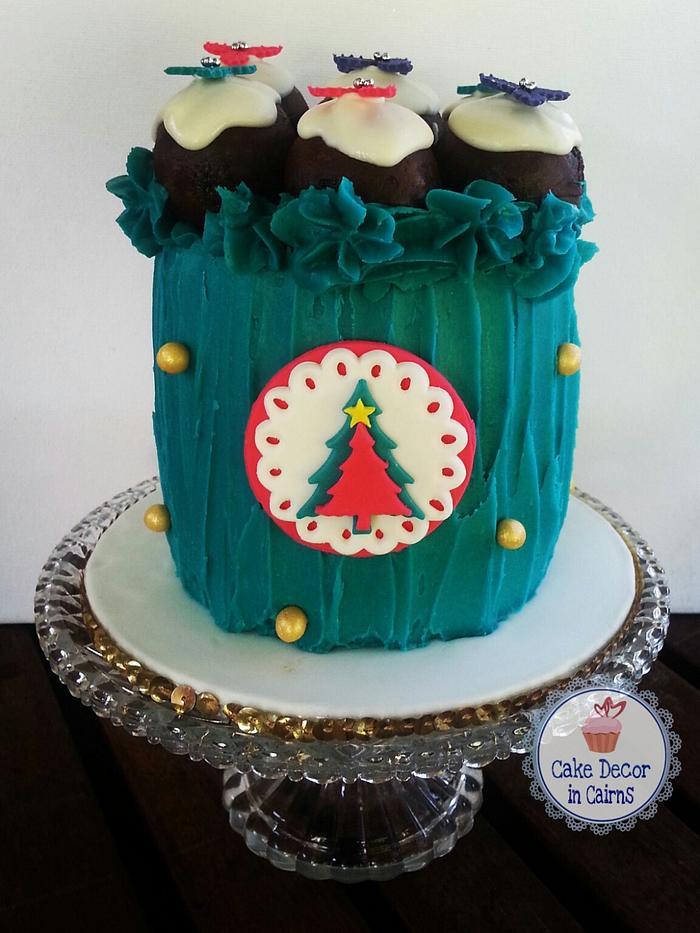 Quick Coloured Ganache Christmas Cake