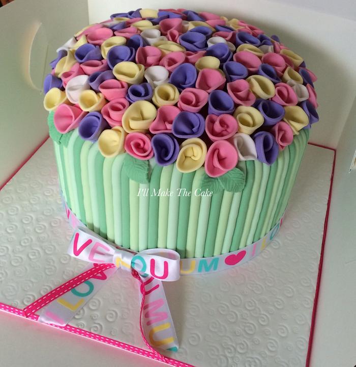 Bouquet of flowers cake. 