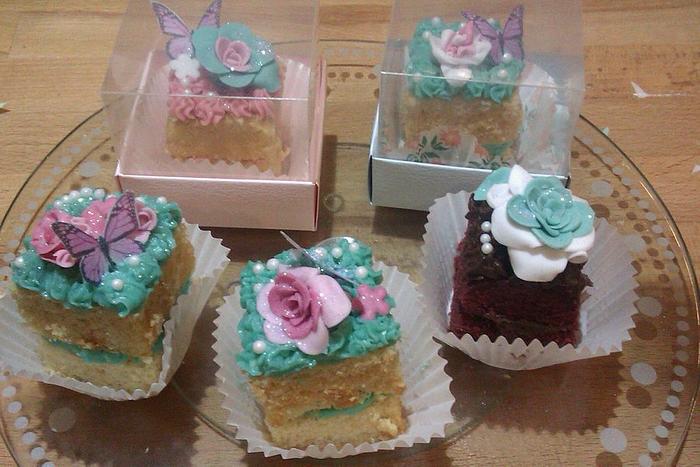 Mini Mothers day cakes