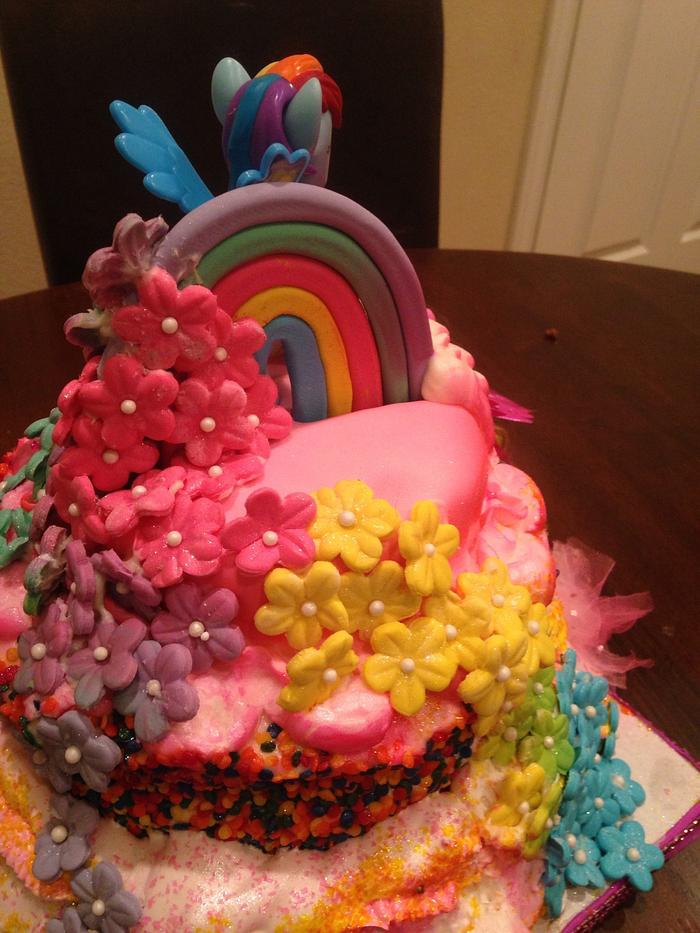 My lil pony rainbow cloud cake