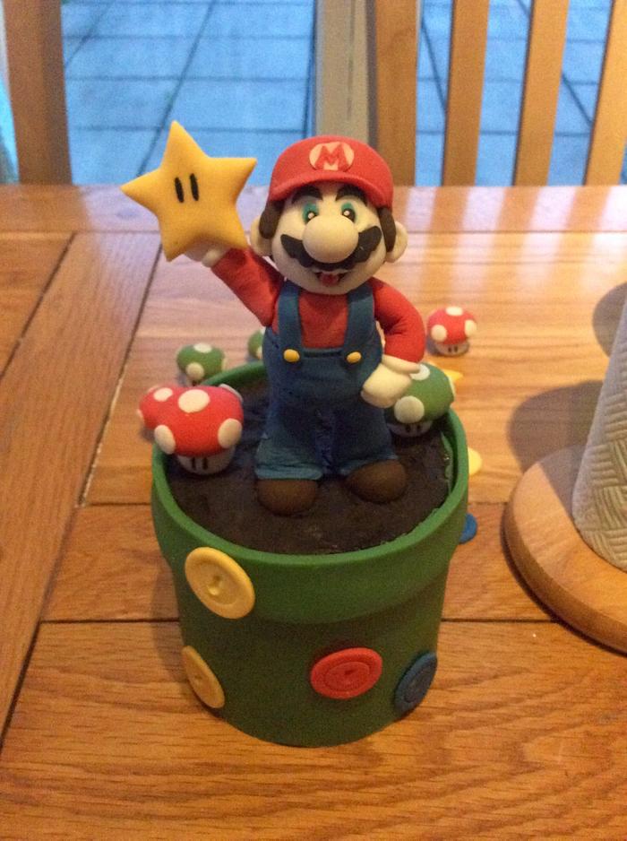 It's A Me! Mario Cake Topper. 😁 xx