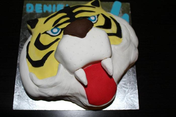 tiger man cake