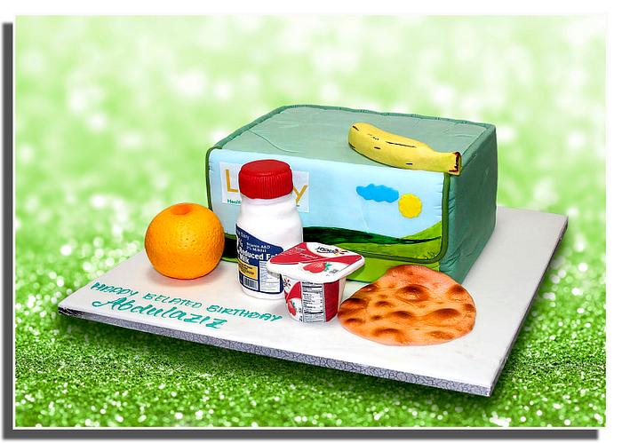 Lunch box cake