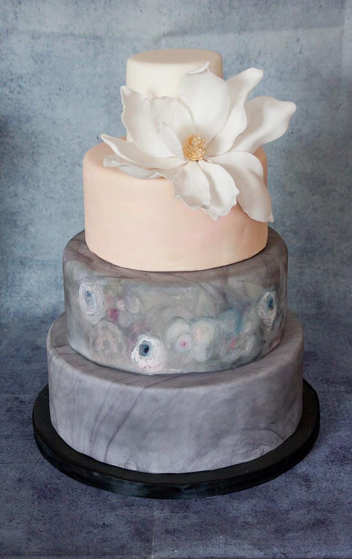Magnolia wedding cake