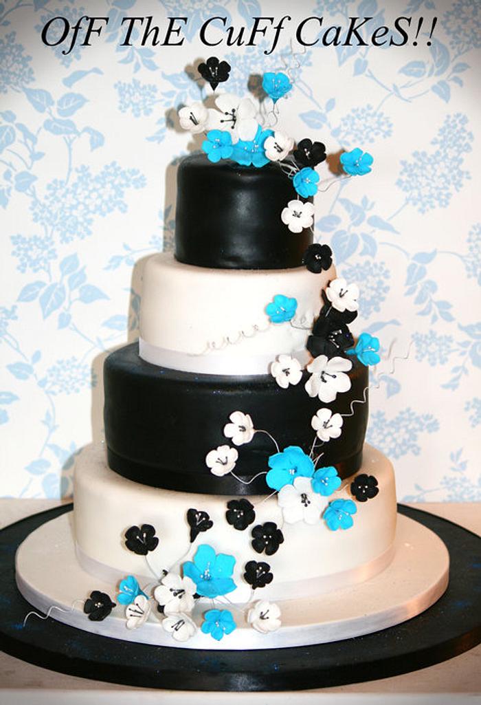 'Turquoise in Bloom' wedding cake 