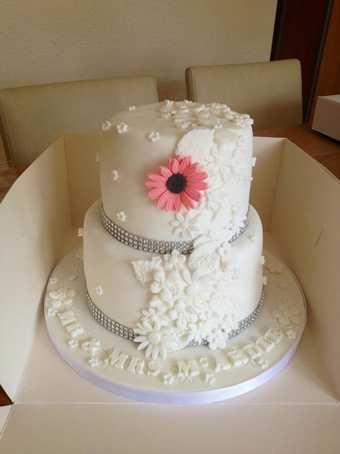 Floral appliqué style wedding cake 