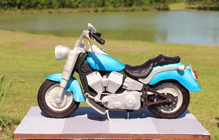Cruiser Style Motorcycle for my dad's retirement