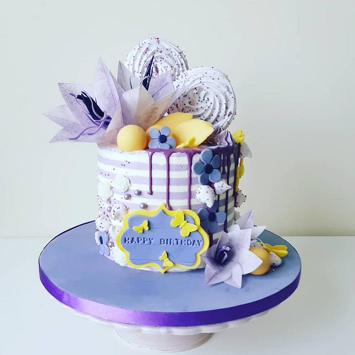 Violet-yellow cake