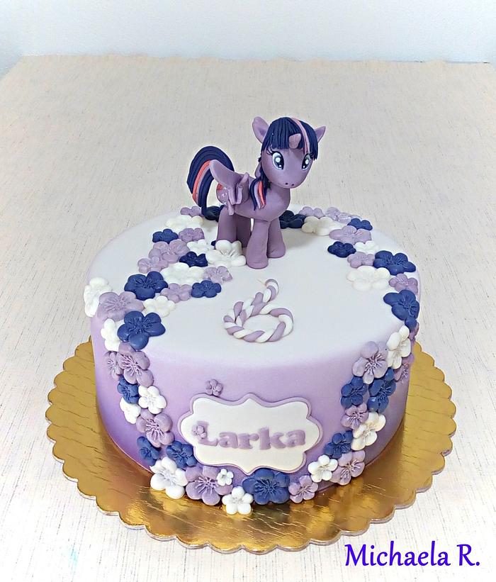 Simply little pony cake