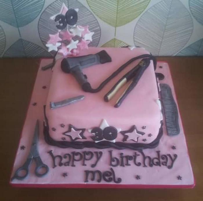 Girlie hairstyling 30th cake 