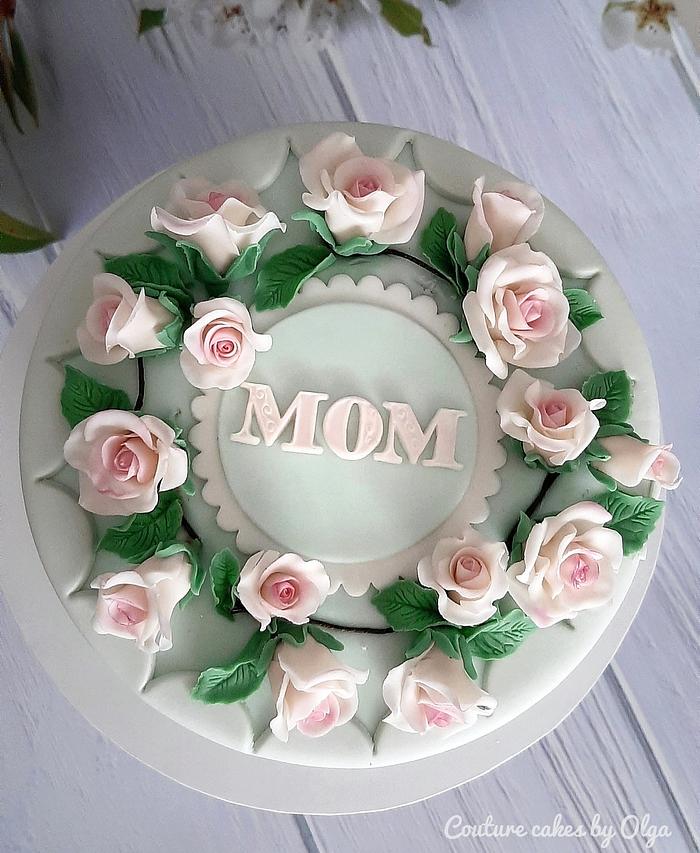 Cake for mom